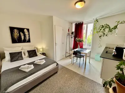 Un ou plusieurs lits dans un hébergement de l'établissement Studio 2 Rue Théodore Bac - DABNB