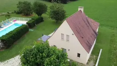 Piscine de l'établissement Gîtes Am Go ou située à proximité