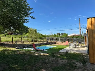 Piscine de l'établissement Les Chalets du Pialou ou située à proximité