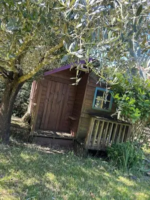 Jardin de l'établissement Un havre de paix au Périgord