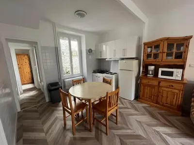 Cuisine ou kitchenette dans l'établissement Altitude Location Montagne Appartement 45