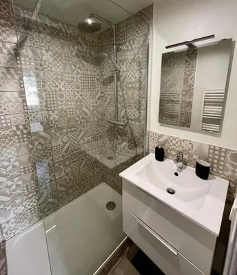 Salle de bains dans l'établissement T2- Le François III - Proche Centre ville