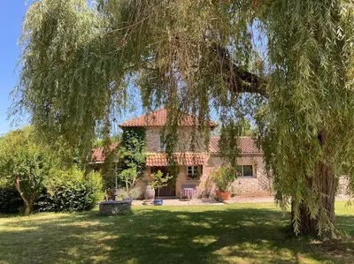 Plan de l'établissement Vakantiehuis La Poire, op landgoed aan de Dordogne