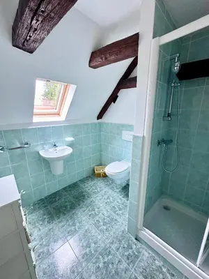 Salle de bains dans l'établissement Les Cerfs de Laplaud