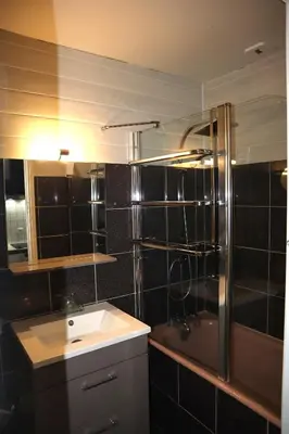 Salle de bains dans l'établissement 201, Les Ambassadeurs