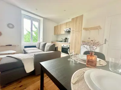 Cuisine ou kitchenette dans l'établissement L'Epsilon, cosy et calme