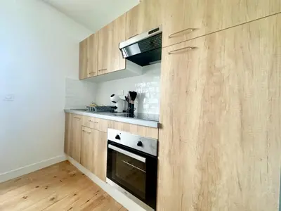 Cuisine ou kitchenette dans l'établissement L'Epsilon, cosy et calme