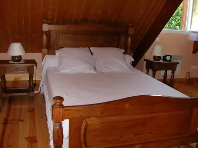 Un ou plusieurs lits dans un hébergement de l'établissement Hameau les Combelles