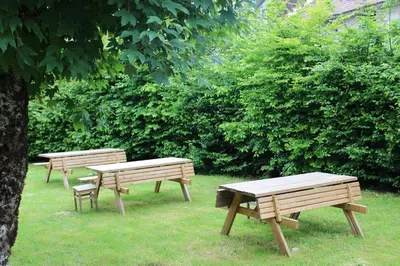 Jardin de l'établissement Les Cimes 2