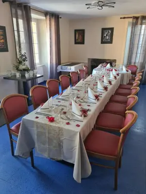 Plan de l'établissement Hotel Saint julien aux bois