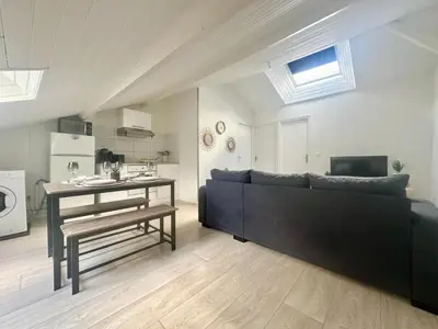 Cuisine ou kitchenette dans l'établissement Les Bancs, central et calme