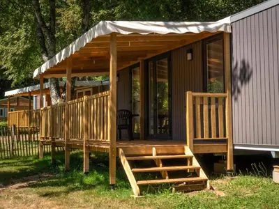 Jardin de l'établissement Flower Camping de Rouffiac