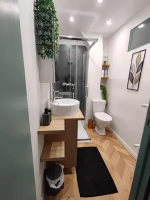 Salle de bains dans l'établissement Appartement avec terrasse