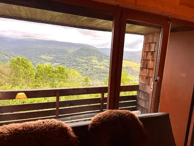 Vue générale sur la montagne ou vue sur la montagne depuis l'appartement