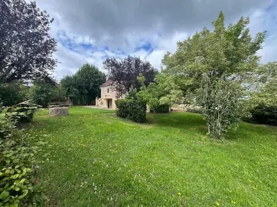 Jardin de l'établissement Les Hauts de Saint-Jean