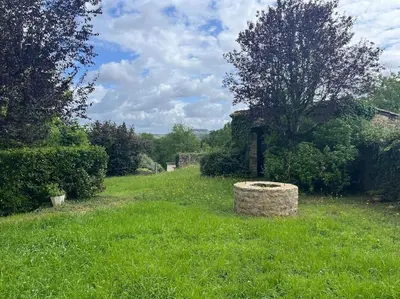 Jardin de l'établissement Les Hauts de Saint-Jean