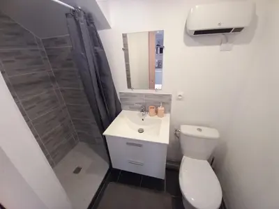 Salle de bains dans l'établissement studio 8