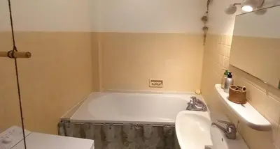 Salle de bains dans l'établissement Le Cocon Cantalou