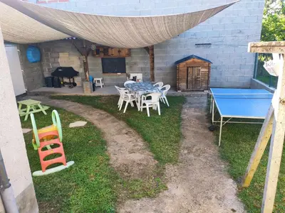 Tennis de table au sein de l'établissement Appartement cosy avec extérieur à Bretenoux ou à proximité