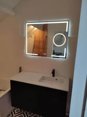 Salle de bains dans l'établissement La halte briviste