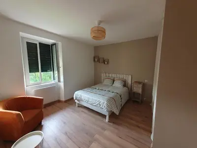Un ou plusieurs lits dans un hébergement de l'établissement Maison dans ancien corps de ferme 4 à 6 personnes