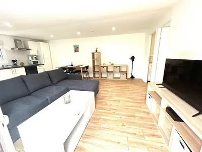 Télévision ou salle de divertissement dans l'établissement La Farfallina, entièrement rénovée