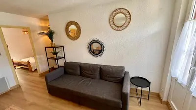 Coin salon dans l'établissement LBonheur au Sancy 4 à 6 pers