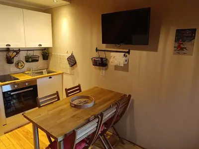 Cuisine ou kitchenette dans l'établissement Charmant Chalet de montagne