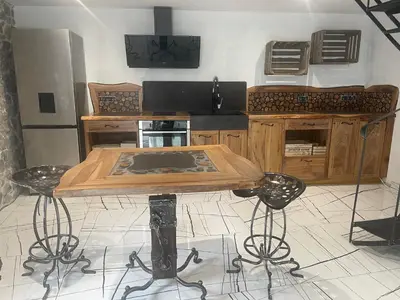 Cuisine ou kitchenette dans l'établissement Le Cabistou