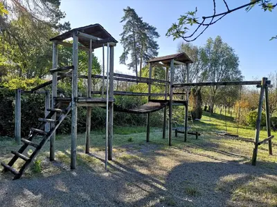 Aire de jeux pour enfants de l'établissement La belle étoile