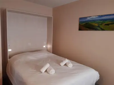 Un ou plusieurs lits dans un hébergement de l'établissement VVF Super-Besse Auvergne Sancy
