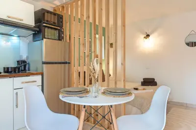 Cuisine ou kitchenette dans l'établissement Le Nid Eucalyptus