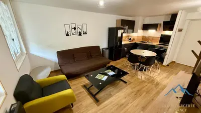 Cuisine ou kitchenette dans l'établissement Le Bélouga 4 Le Mont Dore 6pers