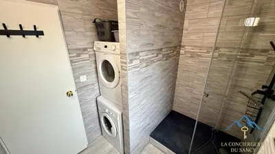 Salle de bains dans l'établissement Le Bélouga 4 Le Mont Dore 6pers