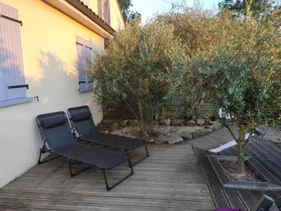Jardin de l'établissement Gîte en bord de lac