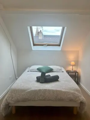 Un ou plusieurs lits dans un hébergement de l'établissement Casa Viasud #2 - 28m2 et Casa Viasud #3 - 48m2 - T2 climatisés - Centre BriveGare