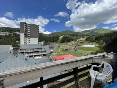 Vue générale sur la montagne ou vue sur la montagne depuis l'appartement