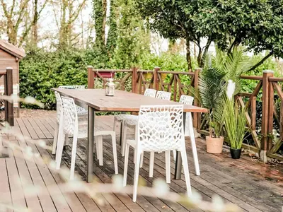 Jardin de l'établissement Holiday Home L'Eglantier by Interhome