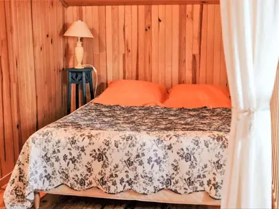 Un ou plusieurs lits dans un hébergement de l'établissement Holiday Home L'Eglantier by Interhome