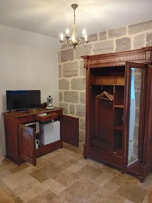 Télévision ou salle de divertissement dans l'établissement Le Forestier - 1 Pièce