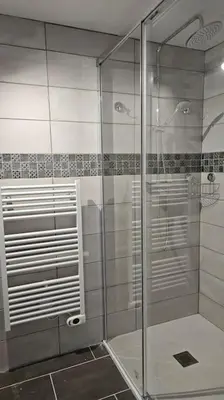 Salle de bains dans l'établissement Appartement cosy neuf
