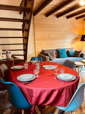 Coin salon dans l'établissement Maison montagne Lélou - 4 à 6 personnes - Saint Jacques des blats