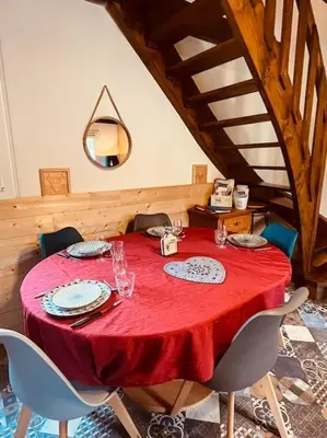 Coin salon dans l'établissement Maison montagne Lélou - 4 à 6 personnes - Saint Jacques des blats