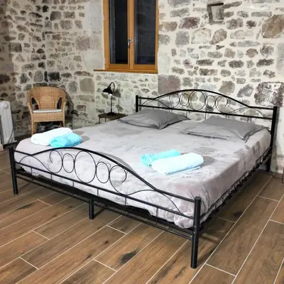 Un ou plusieurs lits dans un hébergement de l'établissement Gîte des 3 pays, entre Corrèze,Dordogne et Lot