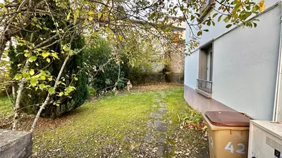 Jardin de l'établissement Le Therminus 42 - Le Mont Dore 8pers