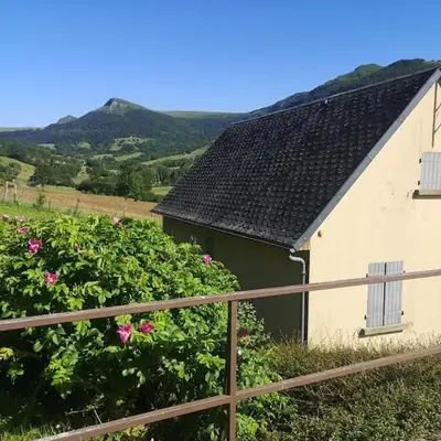 Gîtes entre Salers et le puy Mary dans le cantal