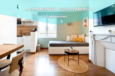 Cuisine ou kitchenette dans l'établissement Life&Travel - Appartement Cosy - Centre & Parking