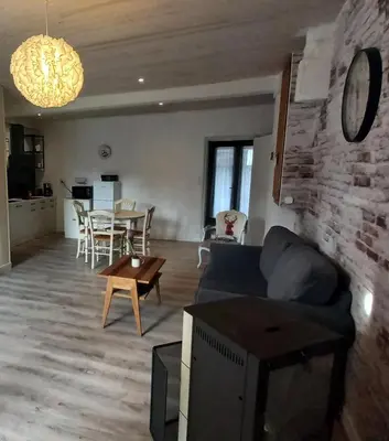 Coin salon dans l'établissement Au Katalu