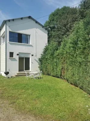 Jardin de l'établissement Loft au cœur des volcans d'auvergne
