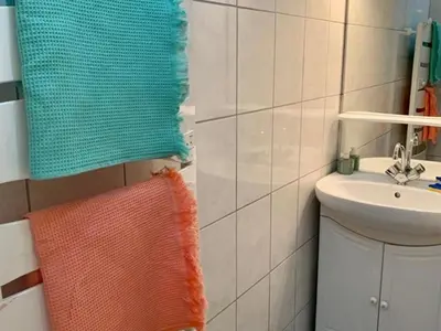 Salle de bains dans l'établissement Studio moderne avec balcon, proche pistes, WIFI - FR-1-787-102